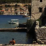 House Leta Cozy Hideaway With Pool * Rukavac (Vis)