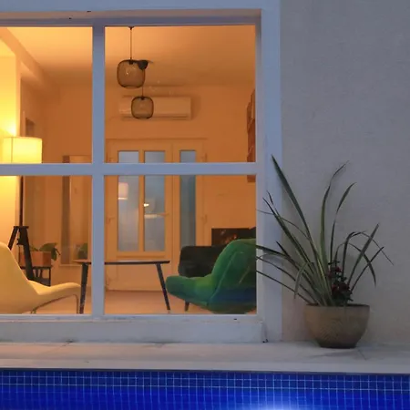 House Leta Cozy Hideaway With Pool * Rukavac (Vis)