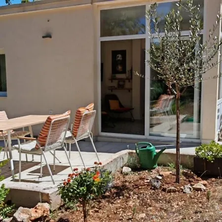 Villa House Leta Cozy Hideaway With Pool