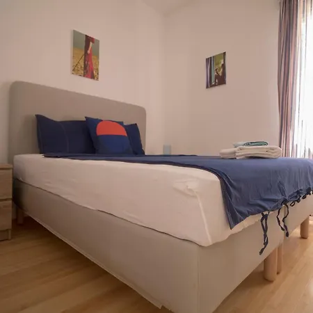 House Leta Cozy Hideaway With Pool Villa
