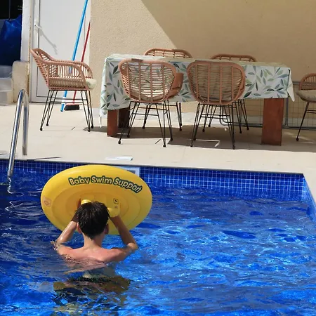 House Leta Cozy Hideaway With Pool *