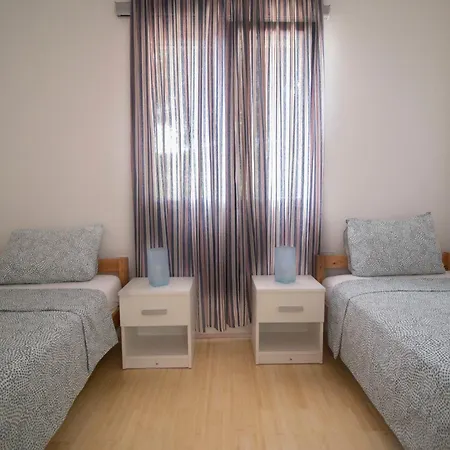 House Leta Cozy Hideaway With Pool فيلة روكافاك